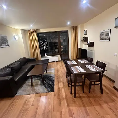 Terra Complex B4 - Private - Golf, Skiing &