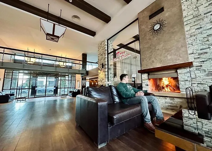 Terra Complex B4 - Private - Golf, Skiing & Appartement Bansko